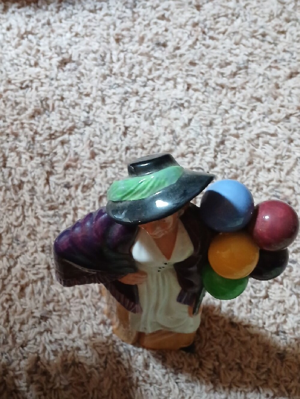 Royal Doulton Figurine with Purple Coat and Multicolor Balloons - Picture 5 of 5